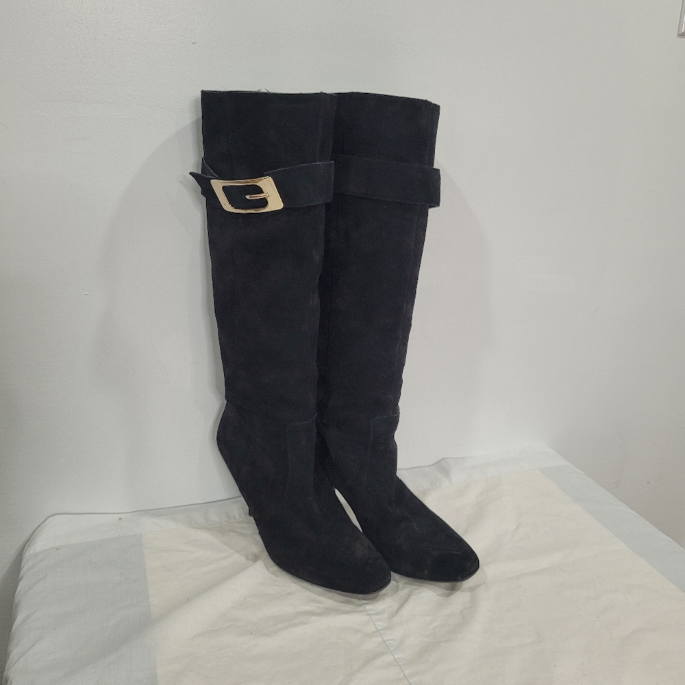 Gucci Suede Boots with Buckle - Picture 2 of 10